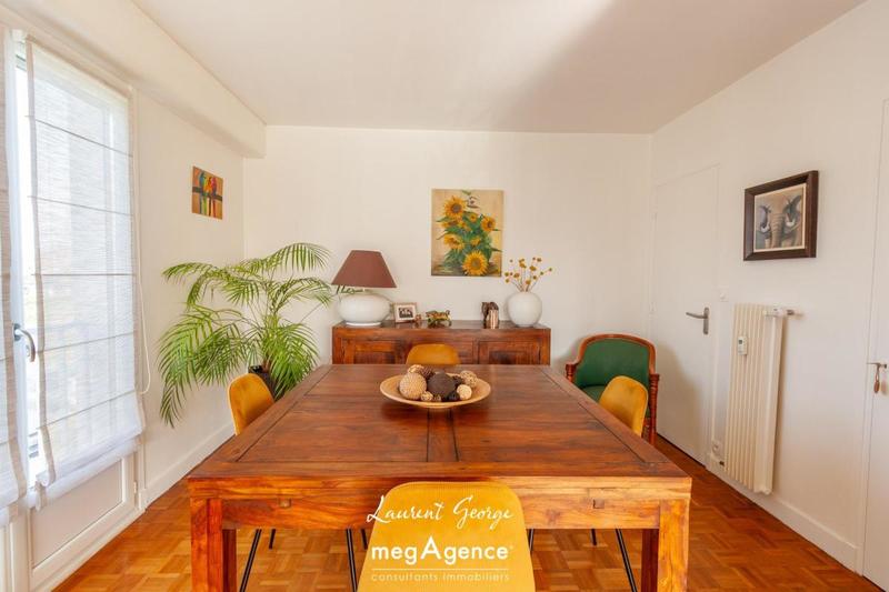 Appartement - 103 m² - 5 pièces