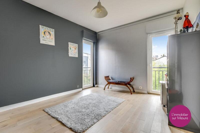 Maison - 210 m² - 6 pièces
