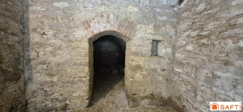 Maison de village - 150 m² - 7 pièces