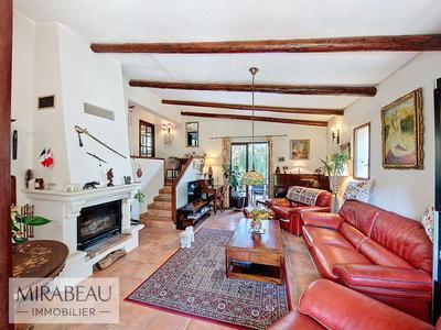 Villa - 137 m² - 5 pièces