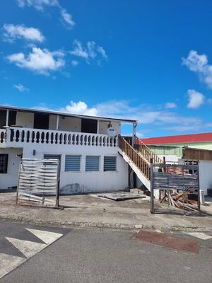 Maison - 188 m² - 7 pièces