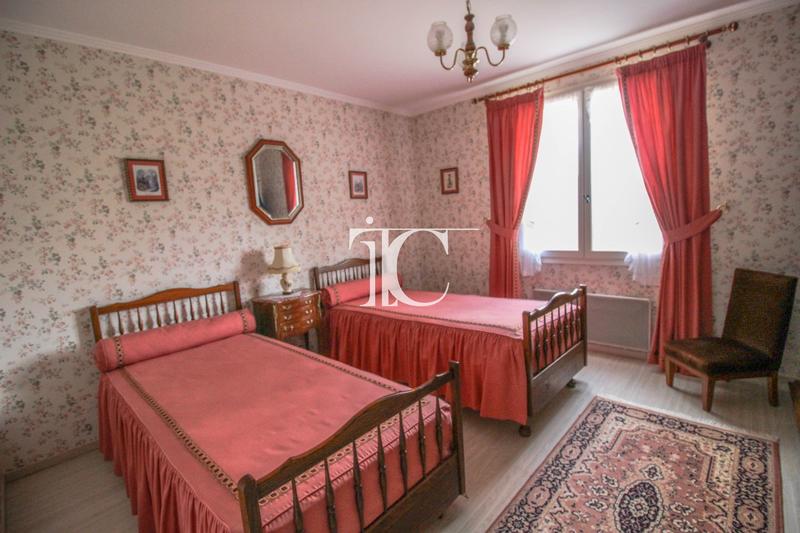 Maison - 152 m² - 4 pièces