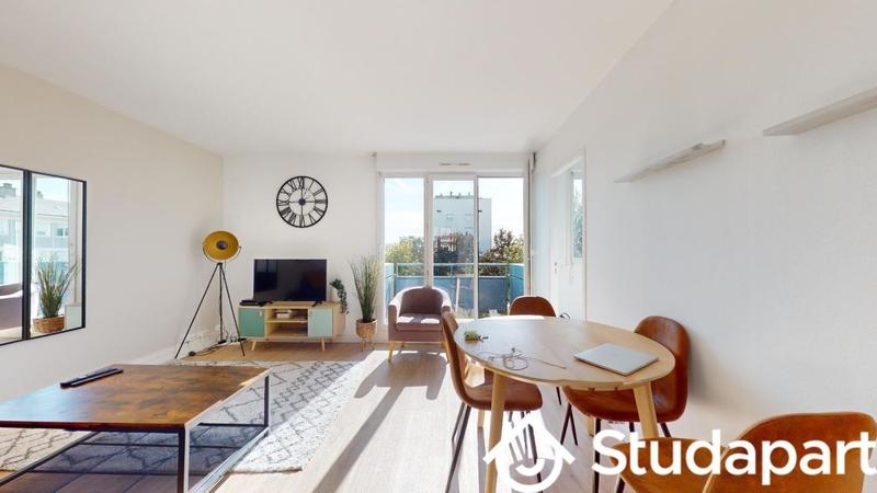 Chambre - 11 m² - 1 pièce