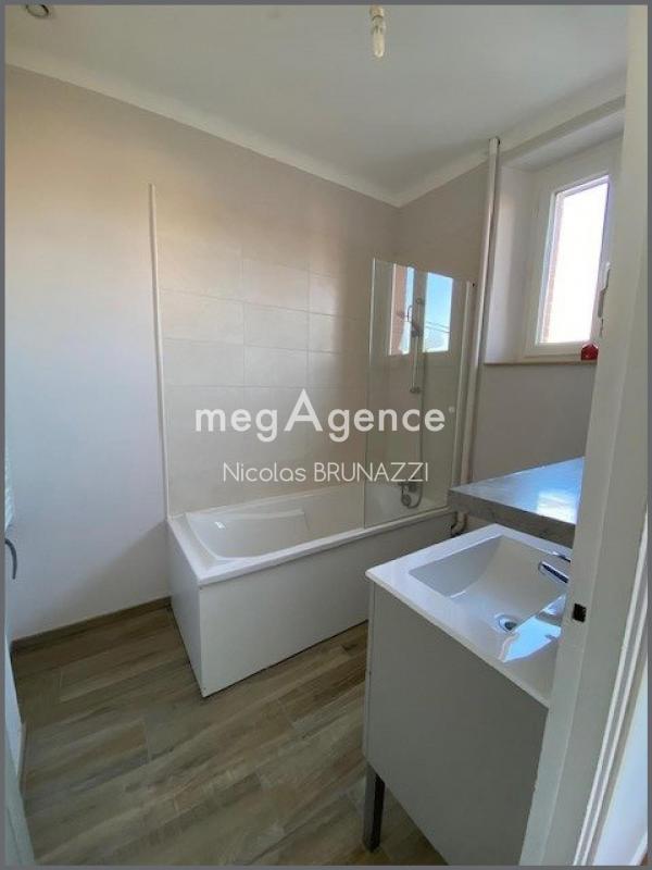 Maison de ville - 112 m² - 6 pièces