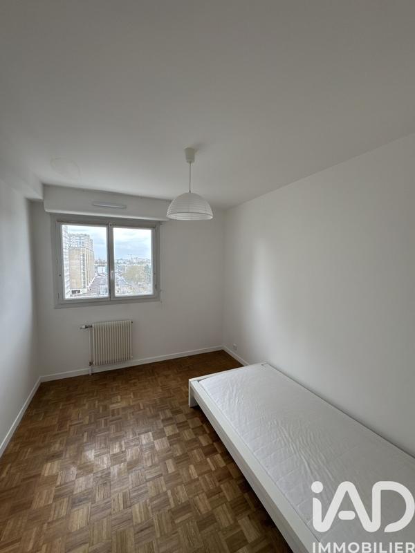 Appartement - 93 m² - 5 pièces
