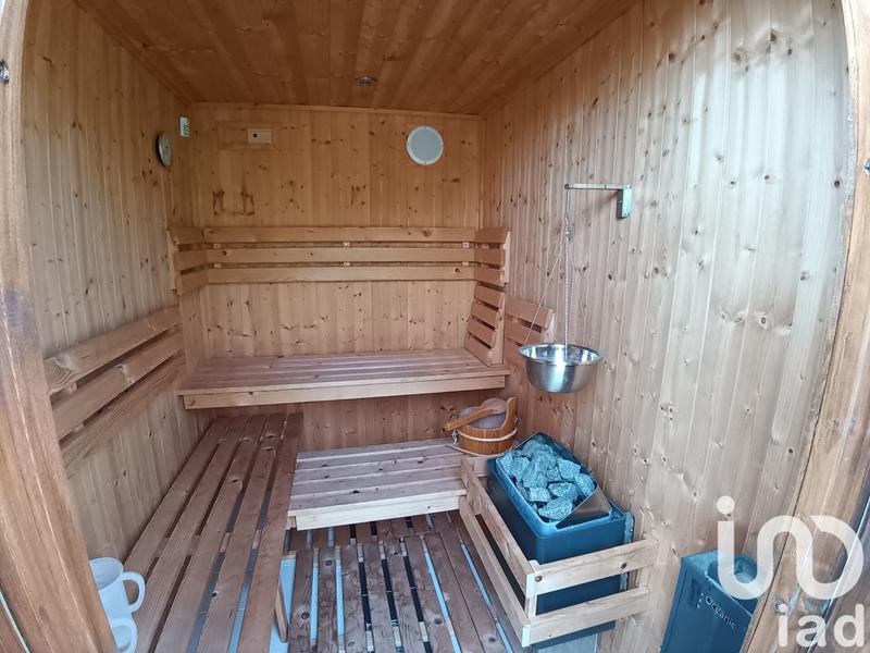 Maison - 137 m² - 5 pièces