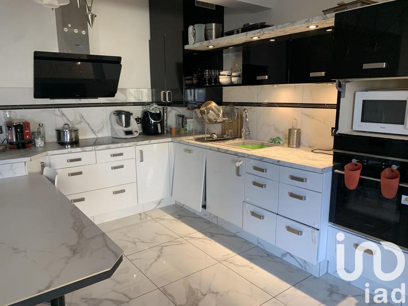 Appartement - 85 m² - 4 pièces