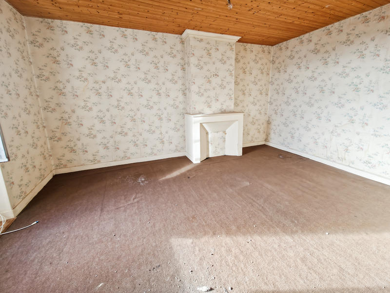 Maison - 220 m² - 12 pièces