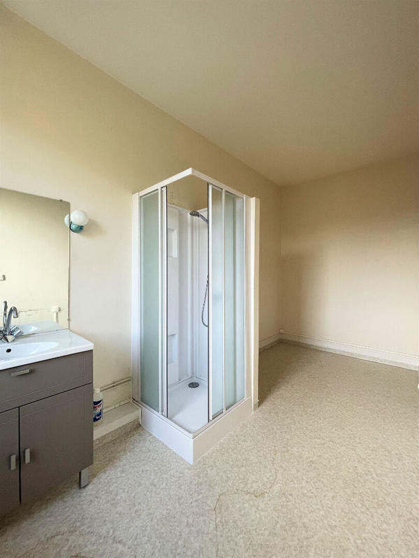 Appartement - 150 m² - 5 pièces