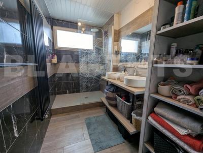 Appartement - 88 m² - 4 pièces