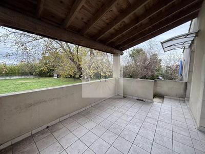 Maison - 176 m² - 10 pièces