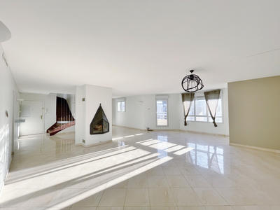 Appartement - 185 m² - 5 pièces