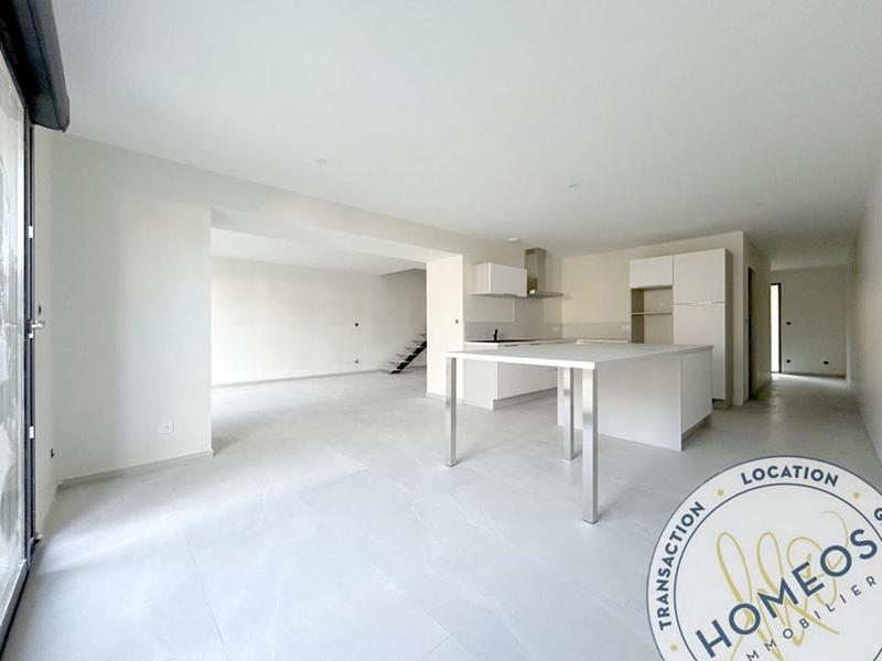 Maison - 152 m² - 7 pièces