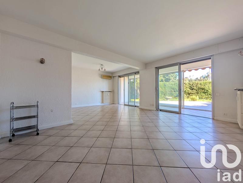 Appartement - 96 m² - 4 pièces