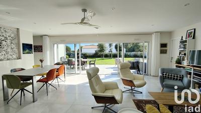 Maison - 147 m² - 8 pièces