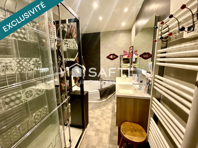 Maison - 196 m² - 7 pièces