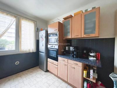 Appartement - 83 m² - 3 pièces