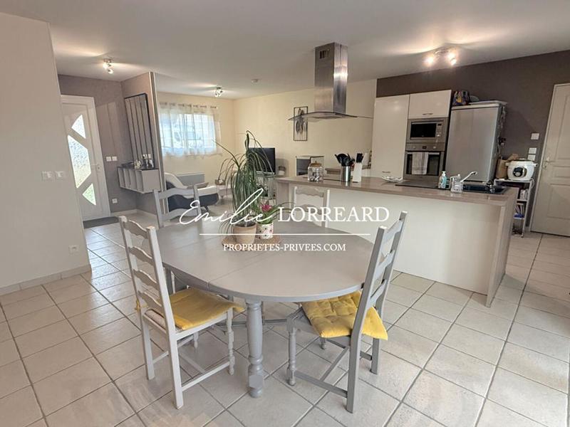 Maison - 122 m² - 6 pièces