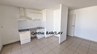 Appartement - 76 m² - 3 pièces