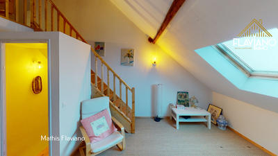 Appartement - 151 m² - 6 pièces