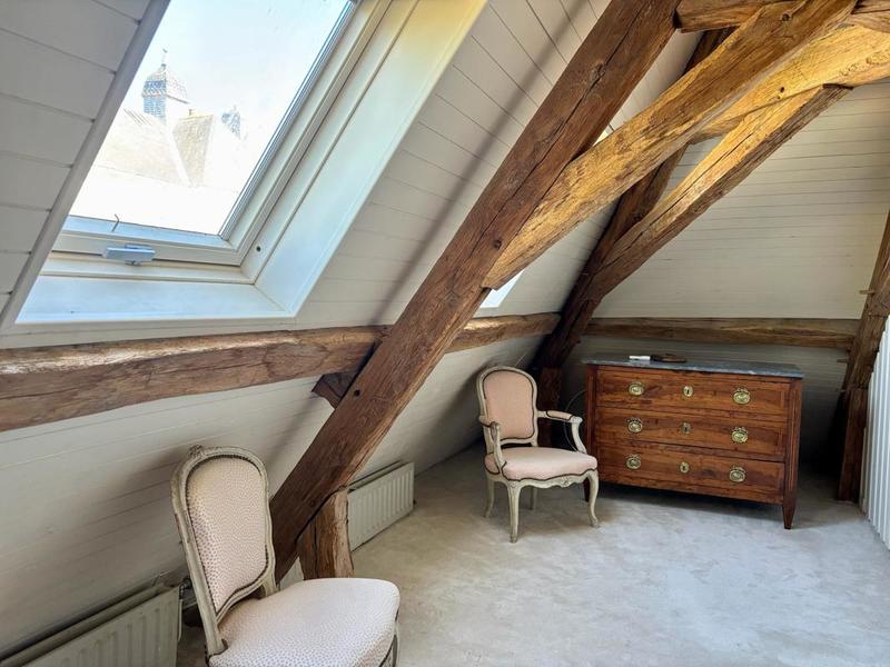 Propriété - 350 m² - 12 pièces