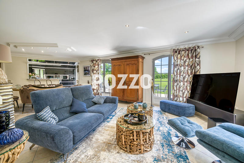 Maison - 157 m² - 6 pièces