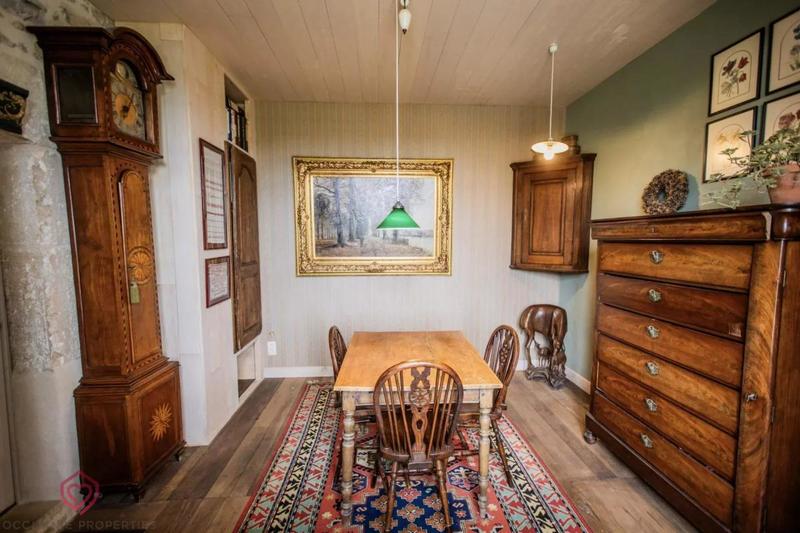 Demeure - 420 m² - 10 pièces