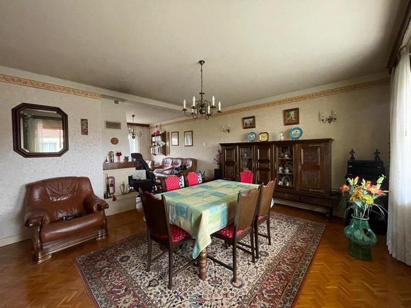 Maison de ville - 84 m² - 5 pièces