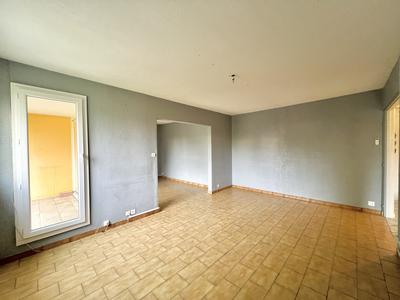 Appartement - 82 m² - 4 pièces