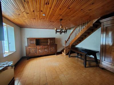 Maison - 94 m² - 4 pièces