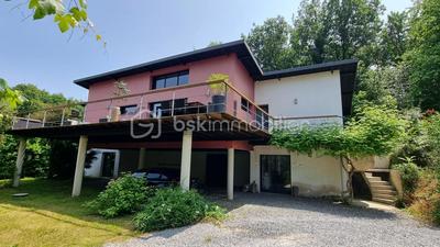 Maison d'architecte - 142 m² - 5 pièces