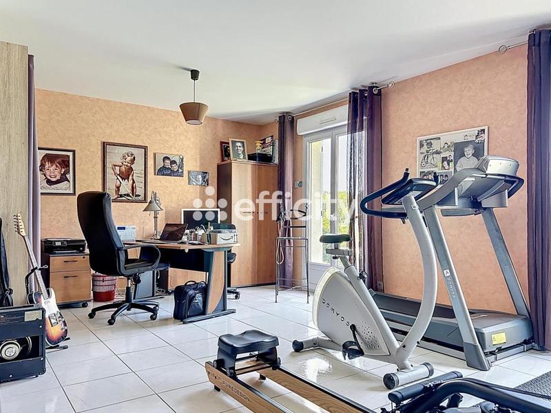 Villa - 290 m² - 9 pièces