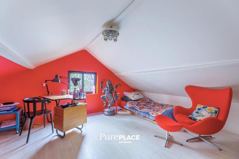 Maison - 350 m² - 10 pièces