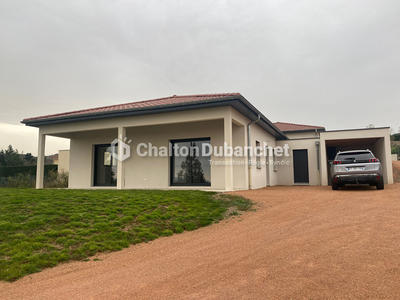 Maison - 90 m² - 5 pièces