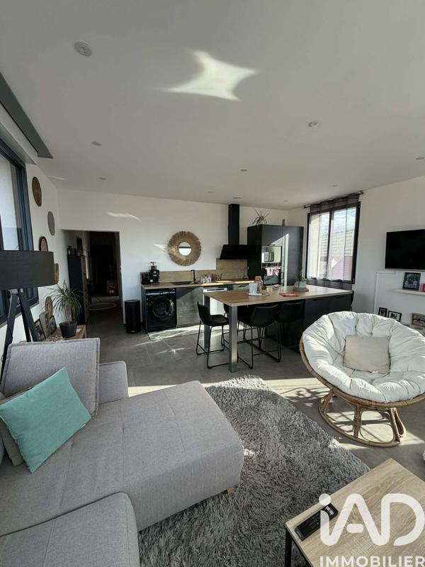 Loft - 72 m² - 4 pièces