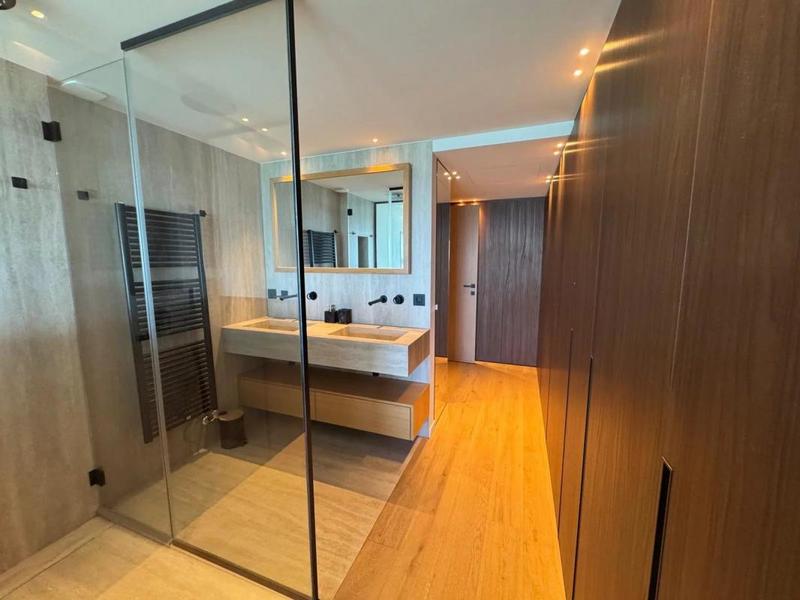 Appartement - 84 m² - 3 pièces