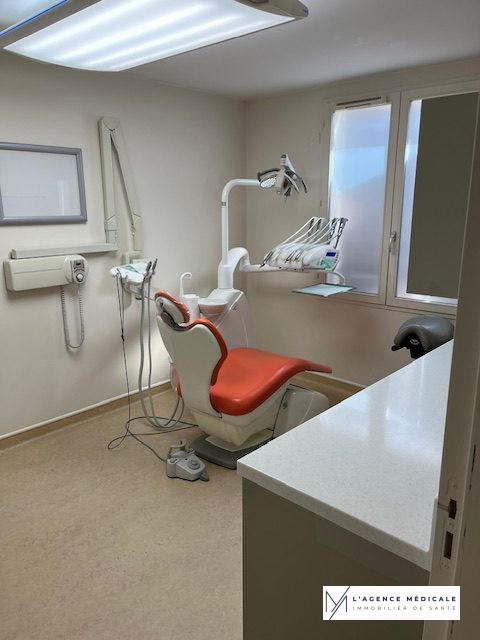 Bureau - 88 m² - 4 pièces