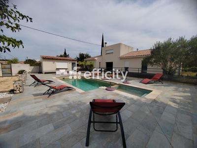 Maison - 198 m² - 6 pièces