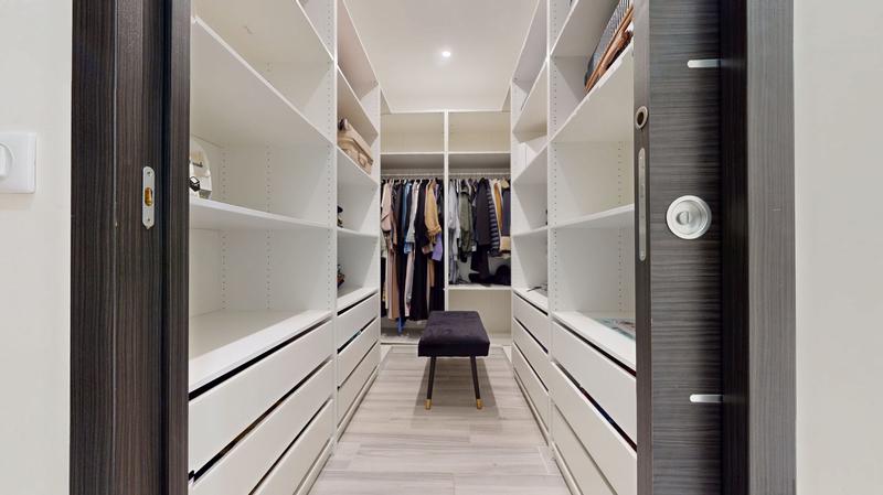 Maison contemporaine - 280 m² - 6 pièces