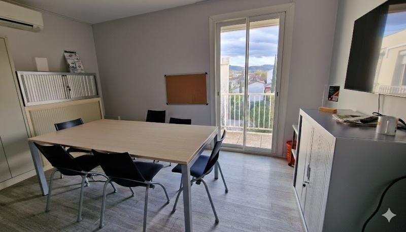 Bureau - 338 m²