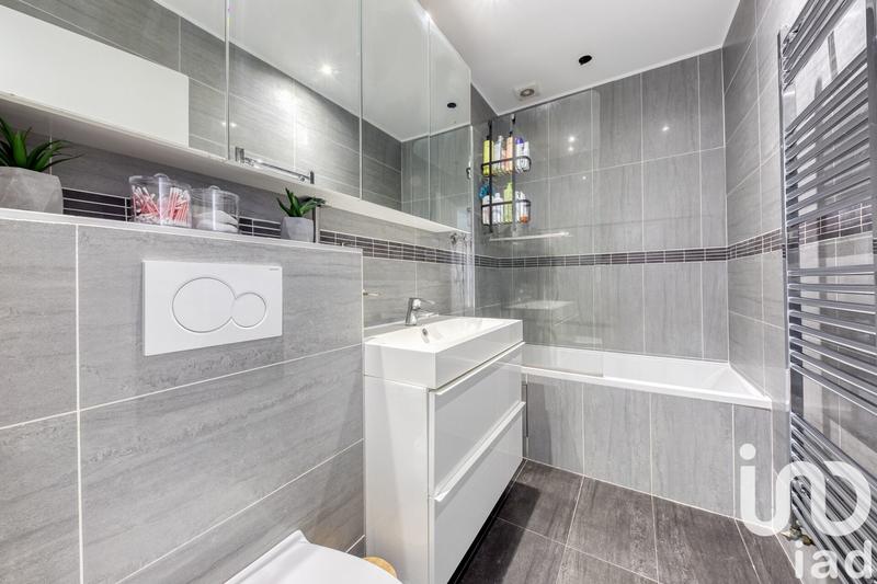 Maison - 103 m² - 5 pièces