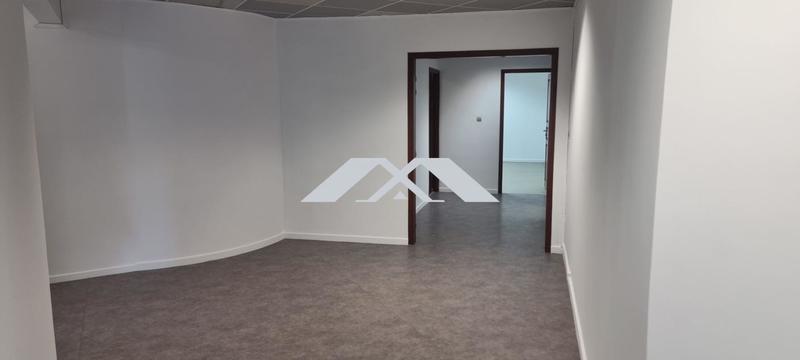 Bureau - 189 m²
