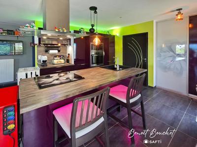 Maison - 104 m² - 5 pièces