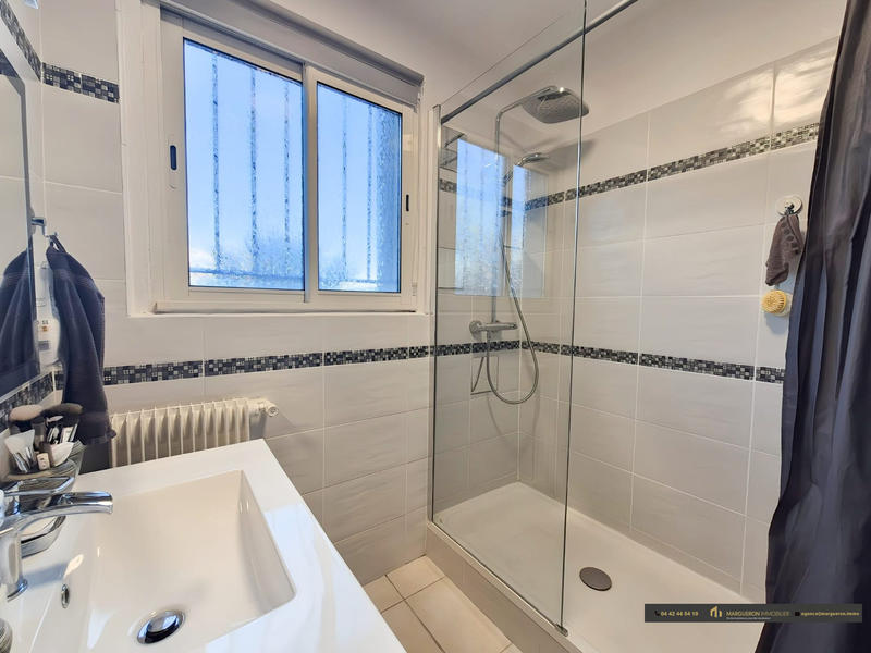 Appartement - 72 m² - 4 pièces