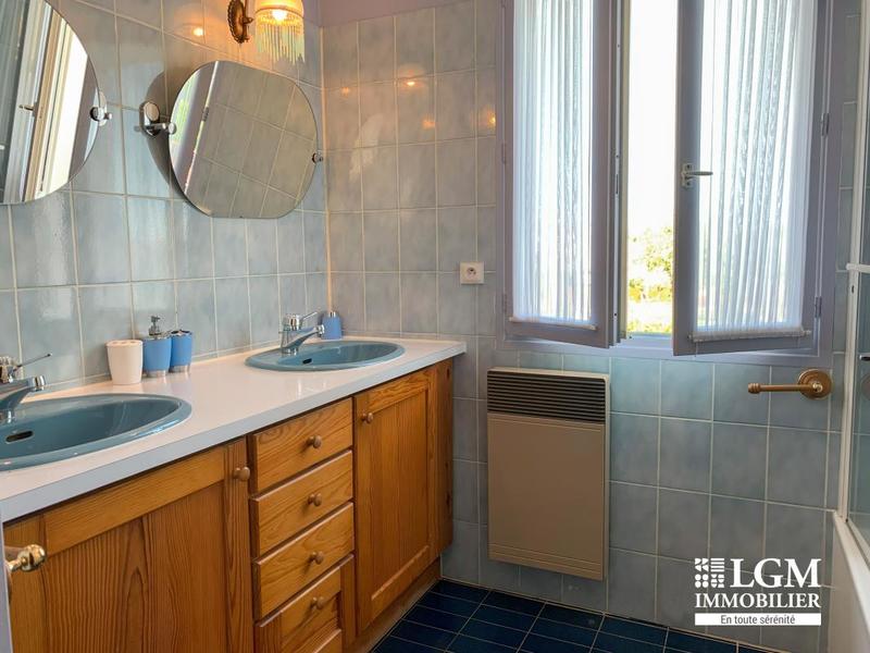 Villa - 151 m² - 6 pièces