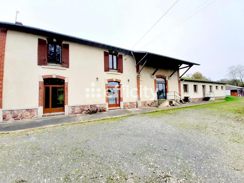 Maison - 166 m² - 7 pièces