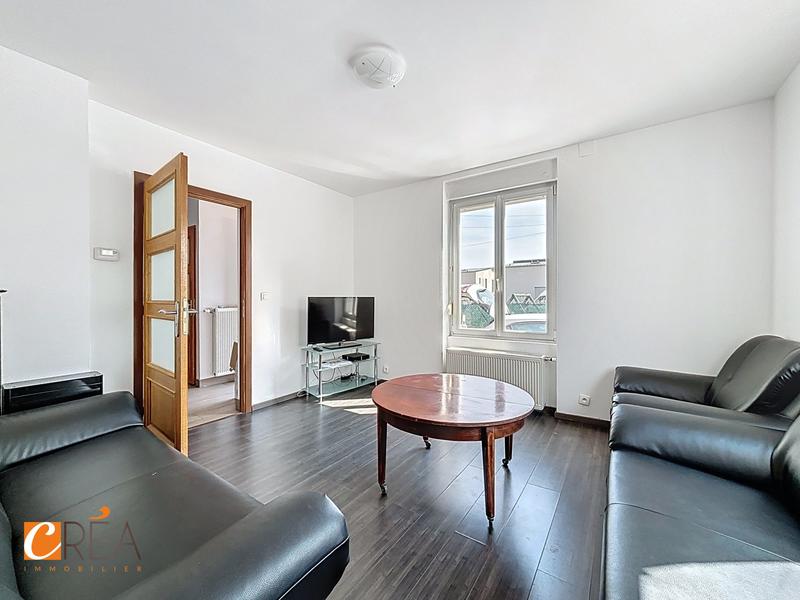 Maison - 220 m² - 12 pièces