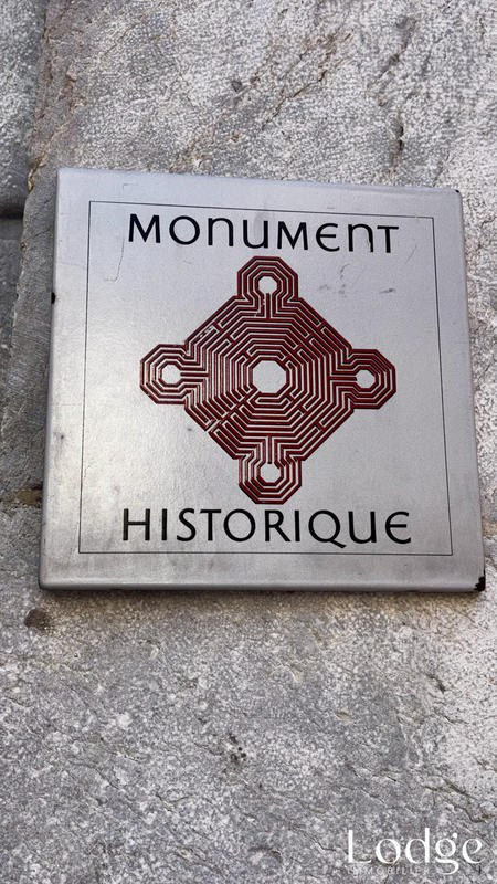 Appartement - 82 m² - 2 pièces