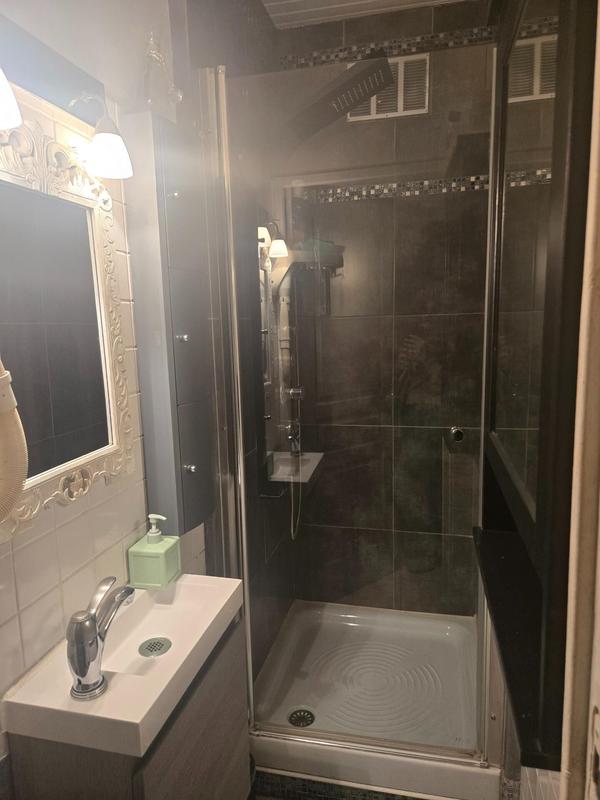 Appartement - 94 m² - 5 pièces