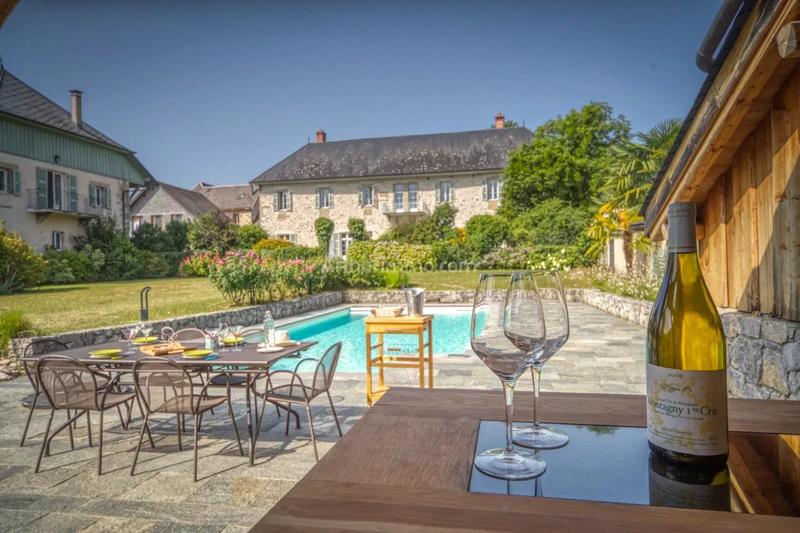 Maison - 488 m² - 20 pièces